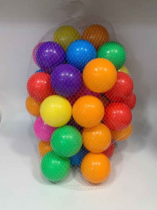 Bolas multicolor de piscina infantil con un diámetro de 7cm - ByLeoZ